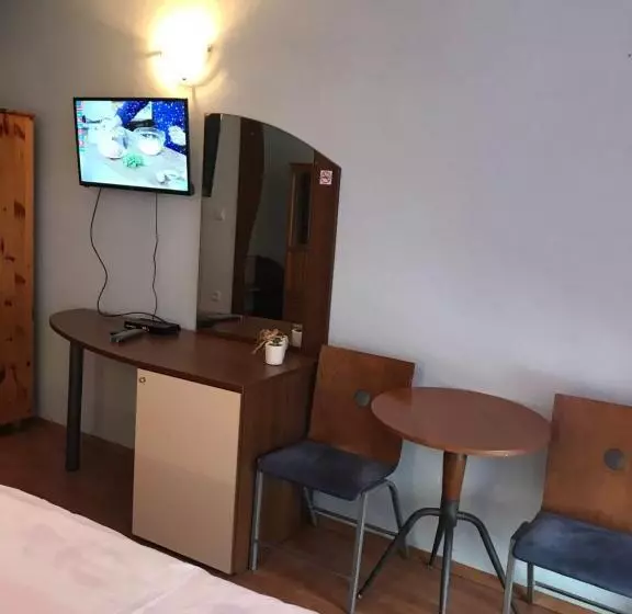 Majatalo стаи за гости тони