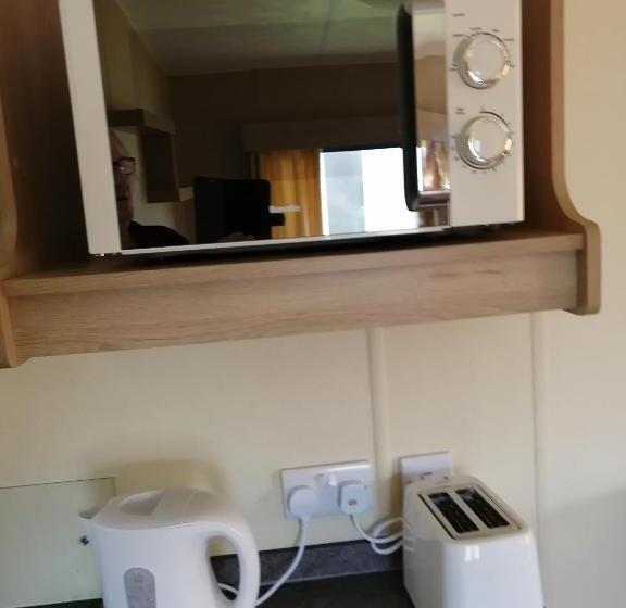 Yy20 Martello Beach Holiday Park