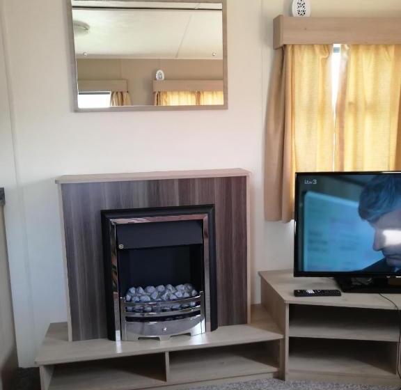 Yy20 Martello Beach Holiday Park