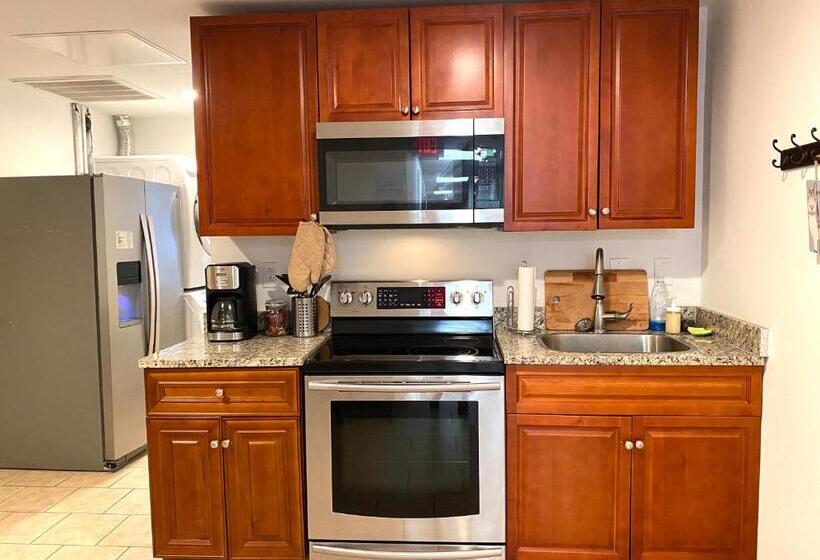 הוסטל Alina & Fanny   Philadelphia Convention Center