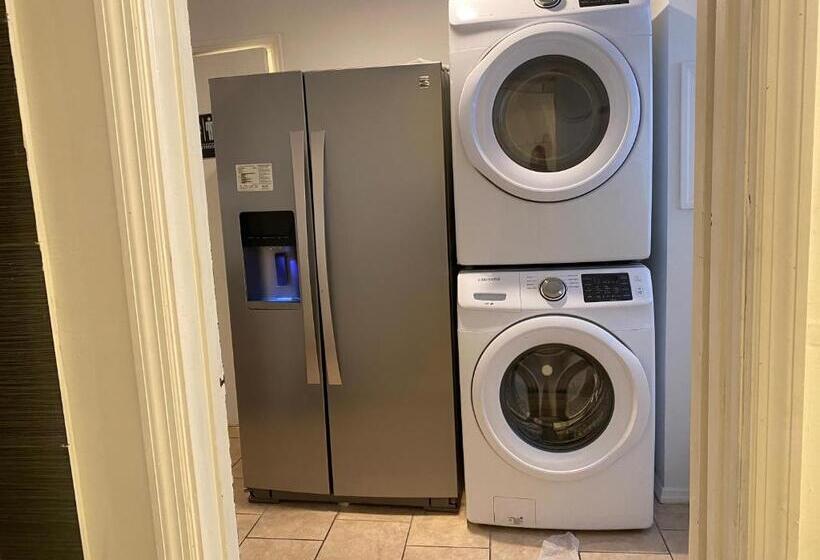 הוסטל Alina & Fanny   Philadelphia Convention Center