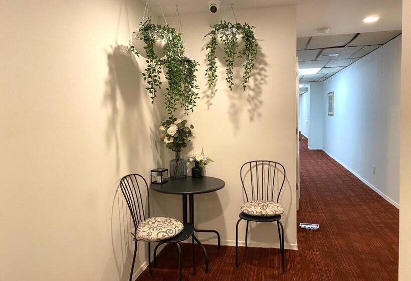 הוסטל Alina & Fanny   Philadelphia Convention Center