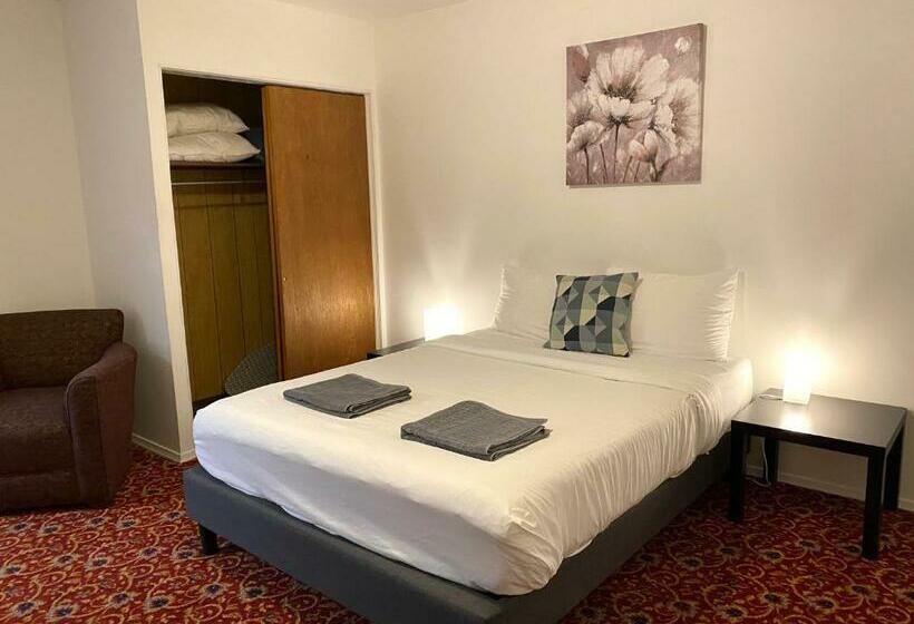 הוסטל Alina & Fanny   Philadelphia Convention Center