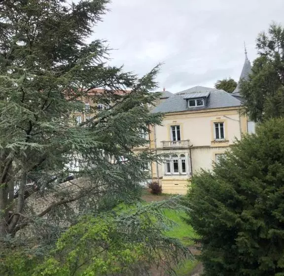 Aamiaismajoitus (B&B) Gîte Les Marronniers