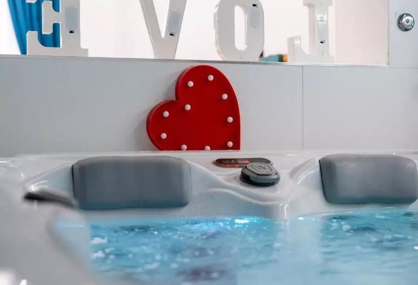 تختخواب و صبحانه Palazzo Nicolaus Del Borgo Antico