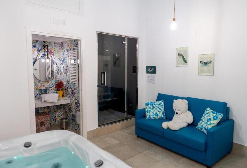 تختخواب و صبحانه Palazzo Nicolaus Del Borgo Antico