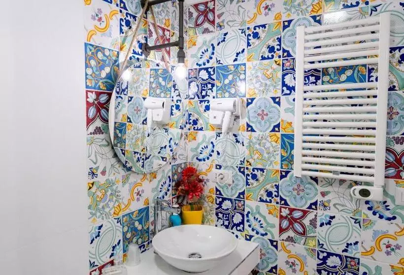 تختخواب و صبحانه Palazzo Nicolaus Del Borgo Antico