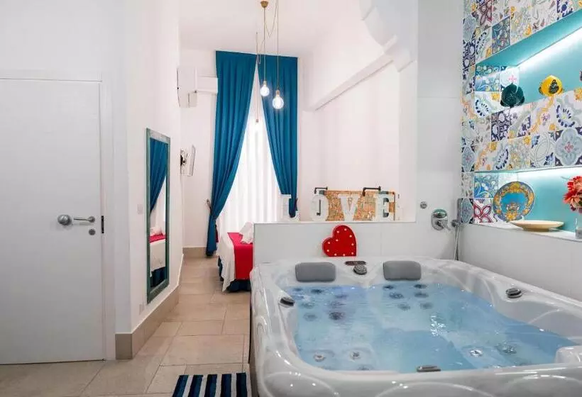 تختخواب و صبحانه Palazzo Nicolaus Del Borgo Antico