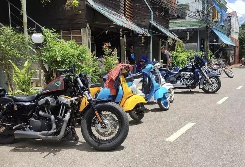 تختخواب و صبحانه Pano Solar Guest House