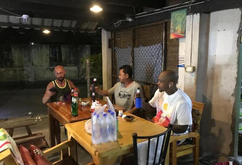 住宿加早餐 Pano Solar Guest House