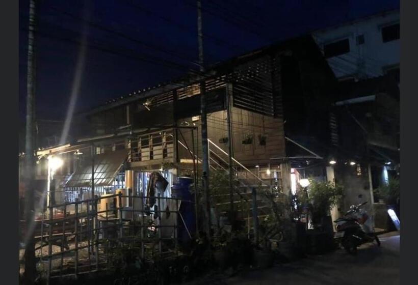 住宿加早餐 Pano Solar Guest House