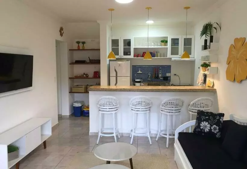 Flat Amarilis Apto Inteiro