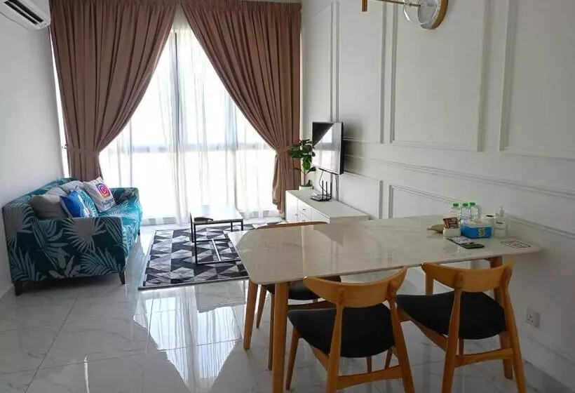 Troika Kota Bharu By Salaam Suites