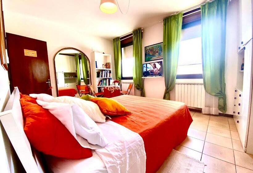 פנסיון Garden Of Venice