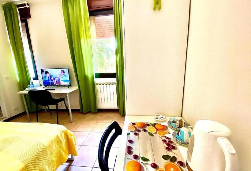 פנסיון Garden Of Venice