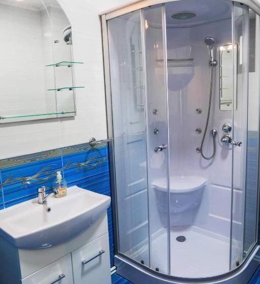 ペンション Hățașul Bunicului