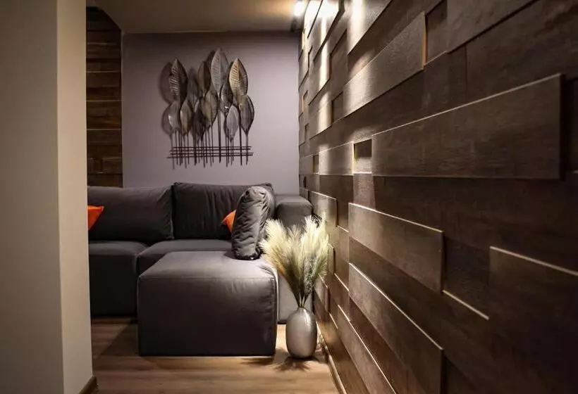 پانسیون R34 Boutique Guest House