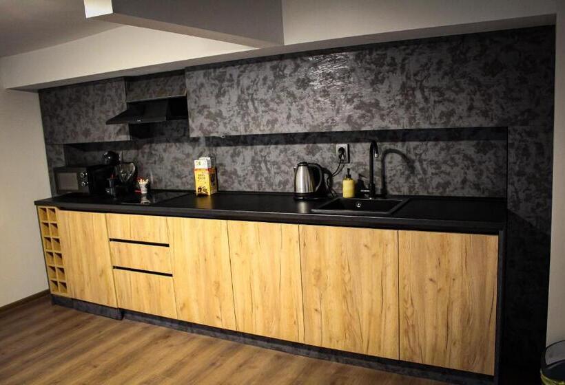 بنسيون R34 Boutique Guest House