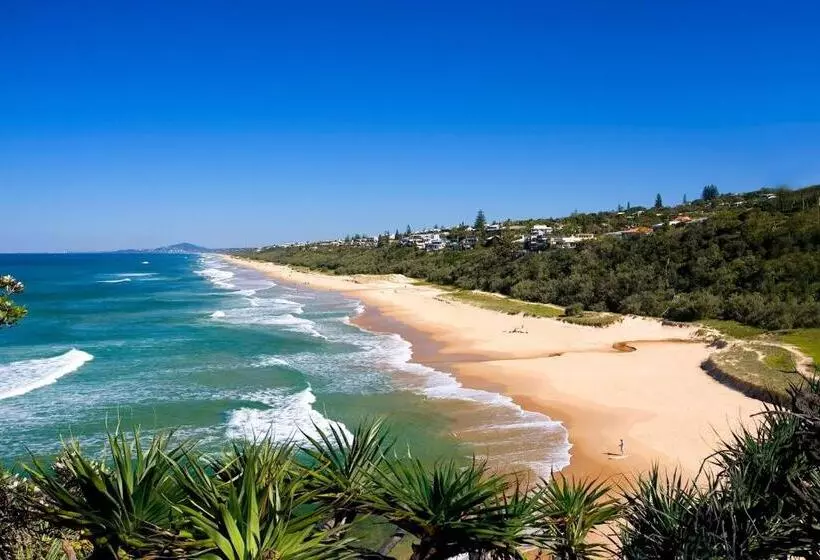 18 Adams St The Beach Shack Fabulous Location Close To The Beach