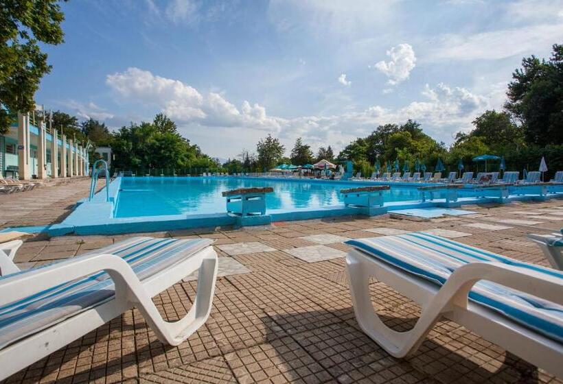 Hostel бунгала сън сити