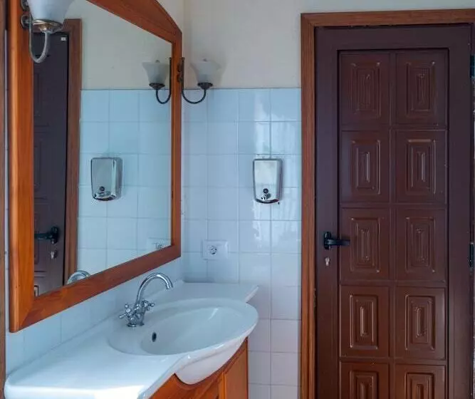 ユースホステル Casa Jurado