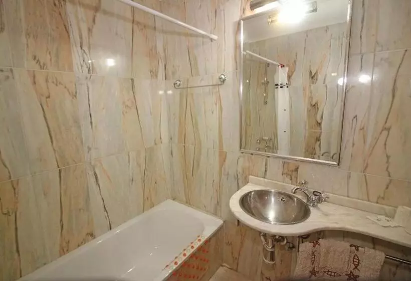 Casa Varanda Do Geres