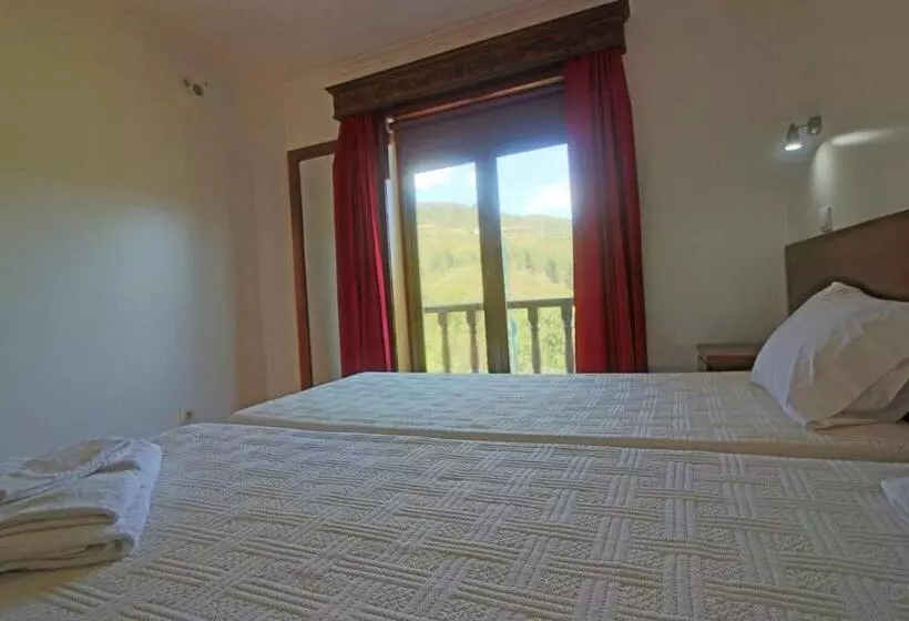 Casa Varanda Do Geres