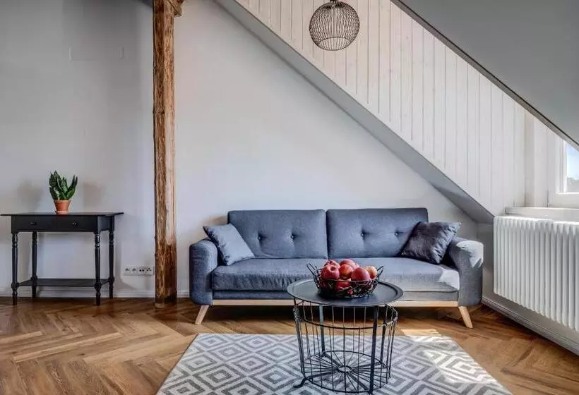 Design Pension Twenty 20