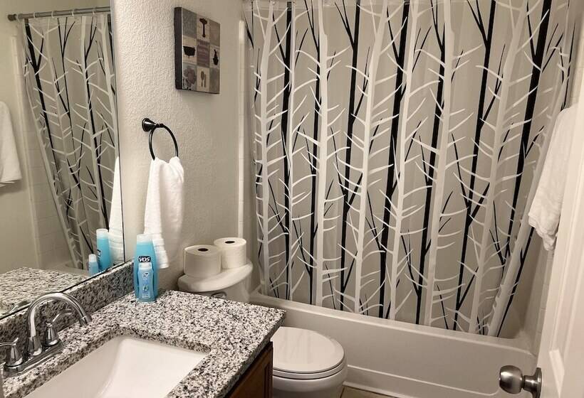 Entire Gorgeous Residential House,10 Min From Fort Hood Airport