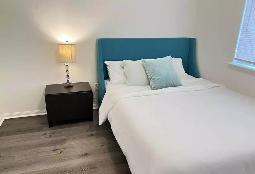 Entire Gorgeous Residential House,10 Min From Fort Hood Airport