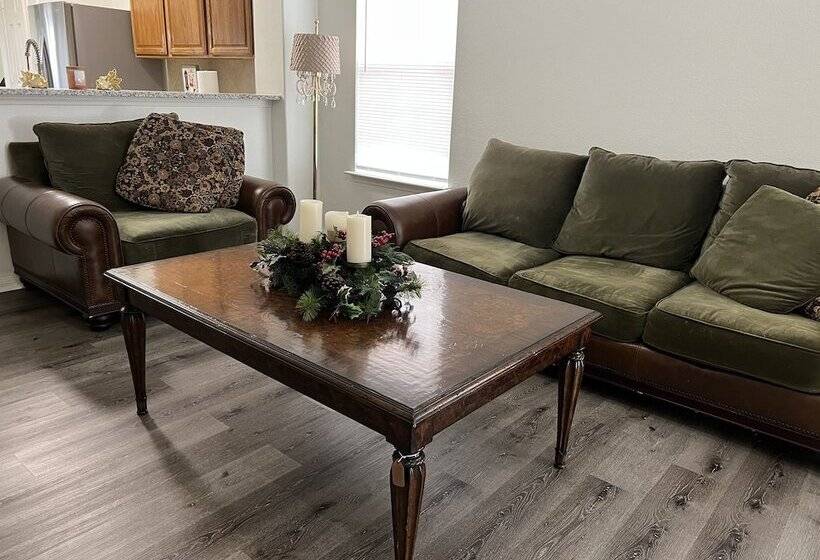 Entire Gorgeous Residential House,10 Min From Fort Hood Airport