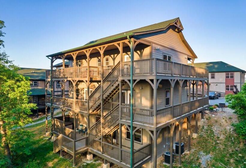 Holiday Special, Theater, Hot Tub, Game Room, 5mins To Dollywood