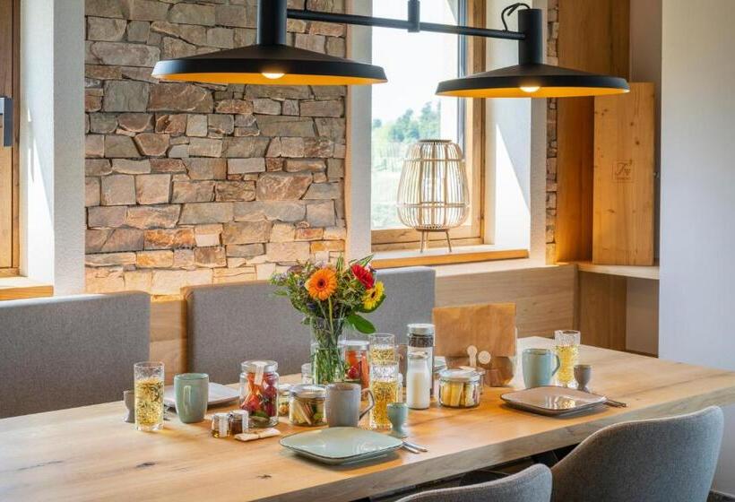 Steirerblicke Am Winzerkogel