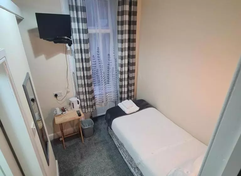 Aamiaismajoitus (B&B) Glenmoore Guest House