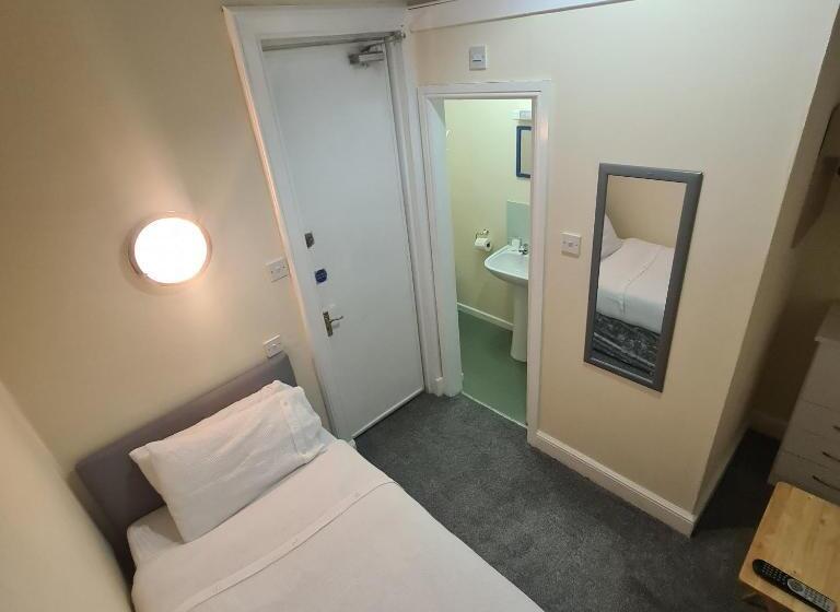 Bed and Breakfast Glenmoore Guest House