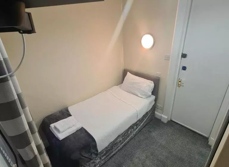 Aamiaismajoitus (B&B) Glenmoore Guest House