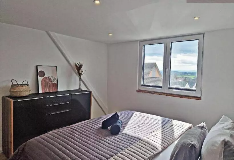 Feelgood 212 Qm Ferienhaus Mit 2 Apartments   Garten, Grill & Sauna!