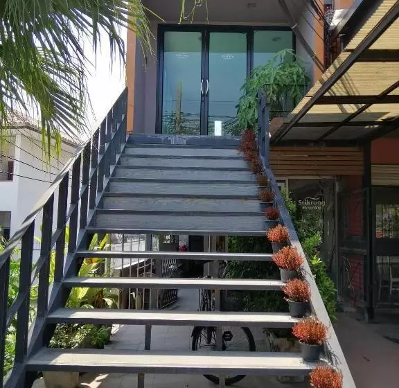 ホテル ศรีกรุงดีลักซ์โฮเตล