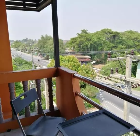 ホテル ศรีกรุงดีลักซ์โฮเตล