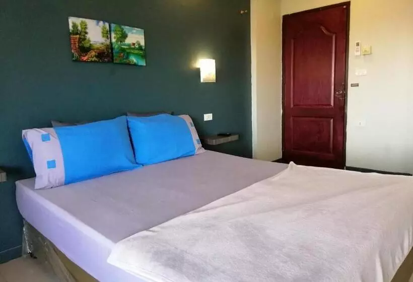 ホテル ศรีกรุงดีลักซ์โฮเตล