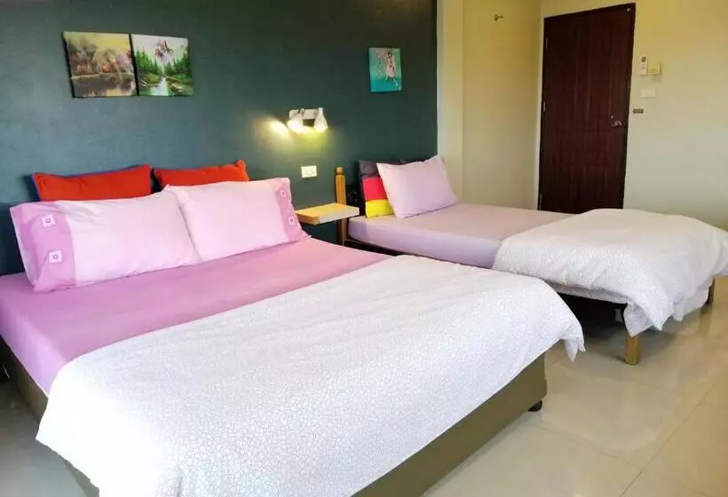 ホテル ศรีกรุงดีลักซ์โฮเตล