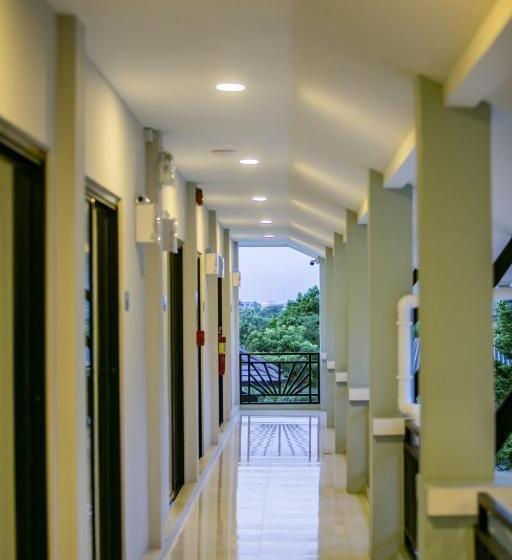 Hotel โรงแรมกอดหมอน