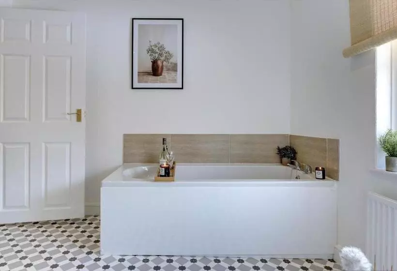 Kist Accommodates   Duck Hill Cottage