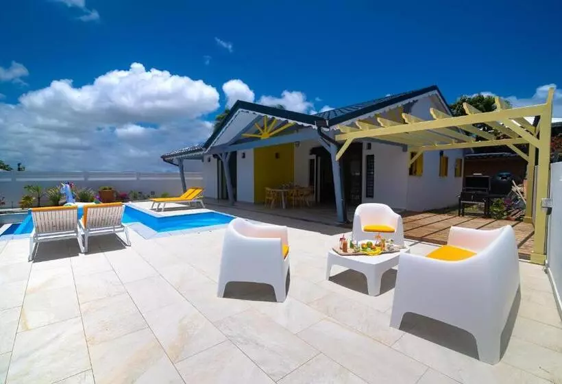 La Baie Des Bambous Sfx