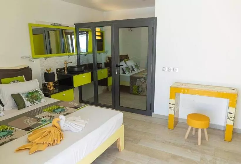 La Baie Des Bambous Sfx