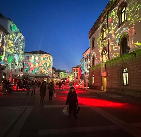 Love Loft Casa Vacanza Lecco