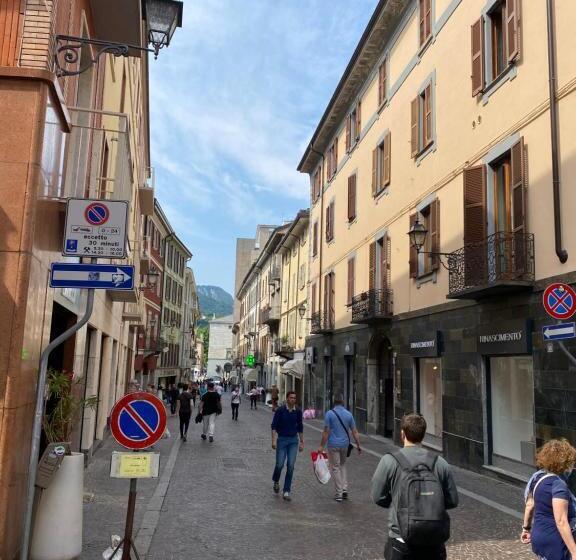 Love Loft Casa Vacanza Lecco