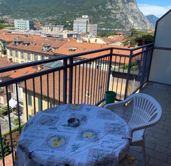 Love Loft Casa Vacanza Lecco