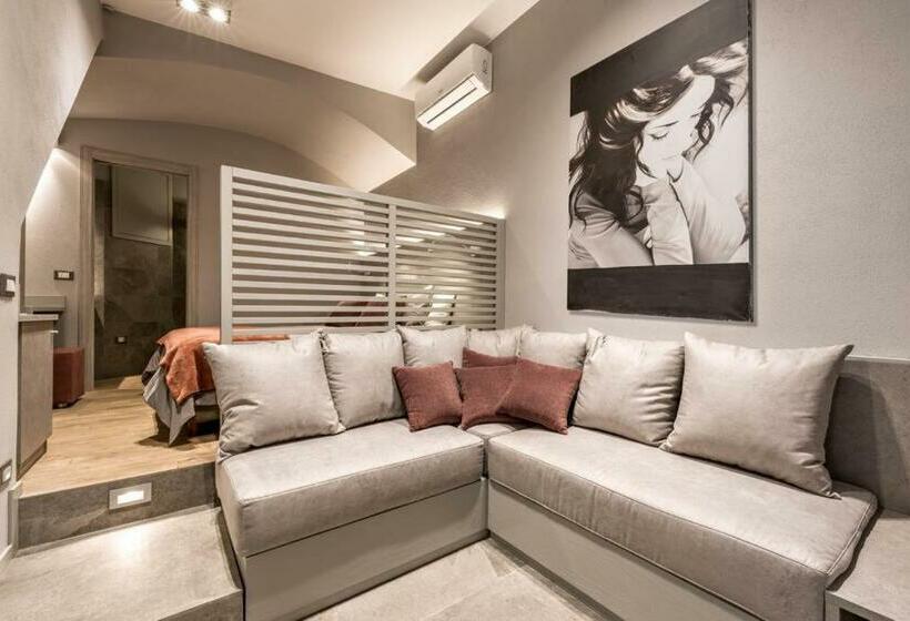 پانسیون Cast Away