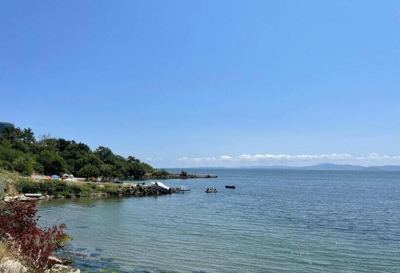 Penthouse Panorama Sea View Apt. Pomorie